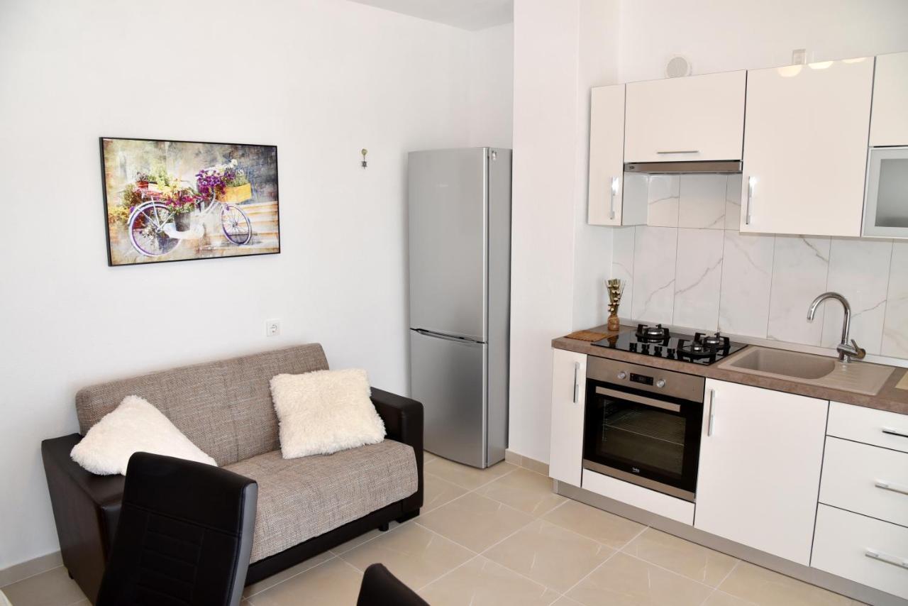 Apartments Antonio 2 Сень Экстерьер фото